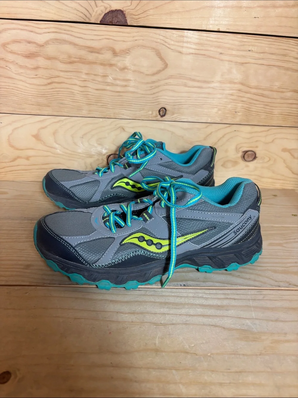 Saucony Raptor TR Trail Running sneakers size 9